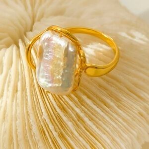 NEW Natural Freshwater White Pearl Gold Ring